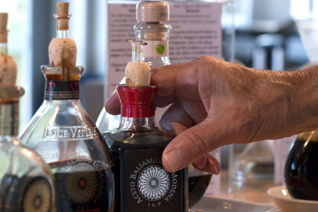 Is Balsamic Vinegar Halal? Clear Guidelines Here